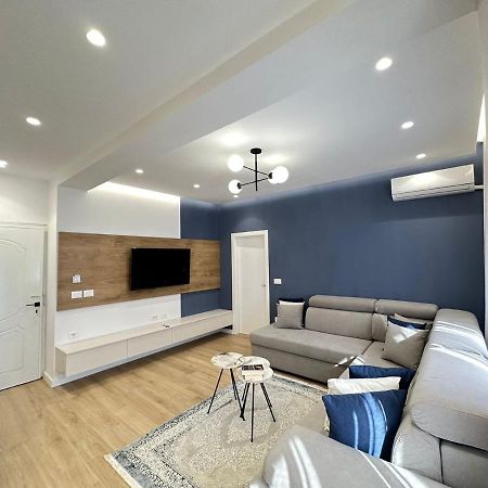 Luxurious Seaside Apartment Durrës Zewnętrze zdjęcie